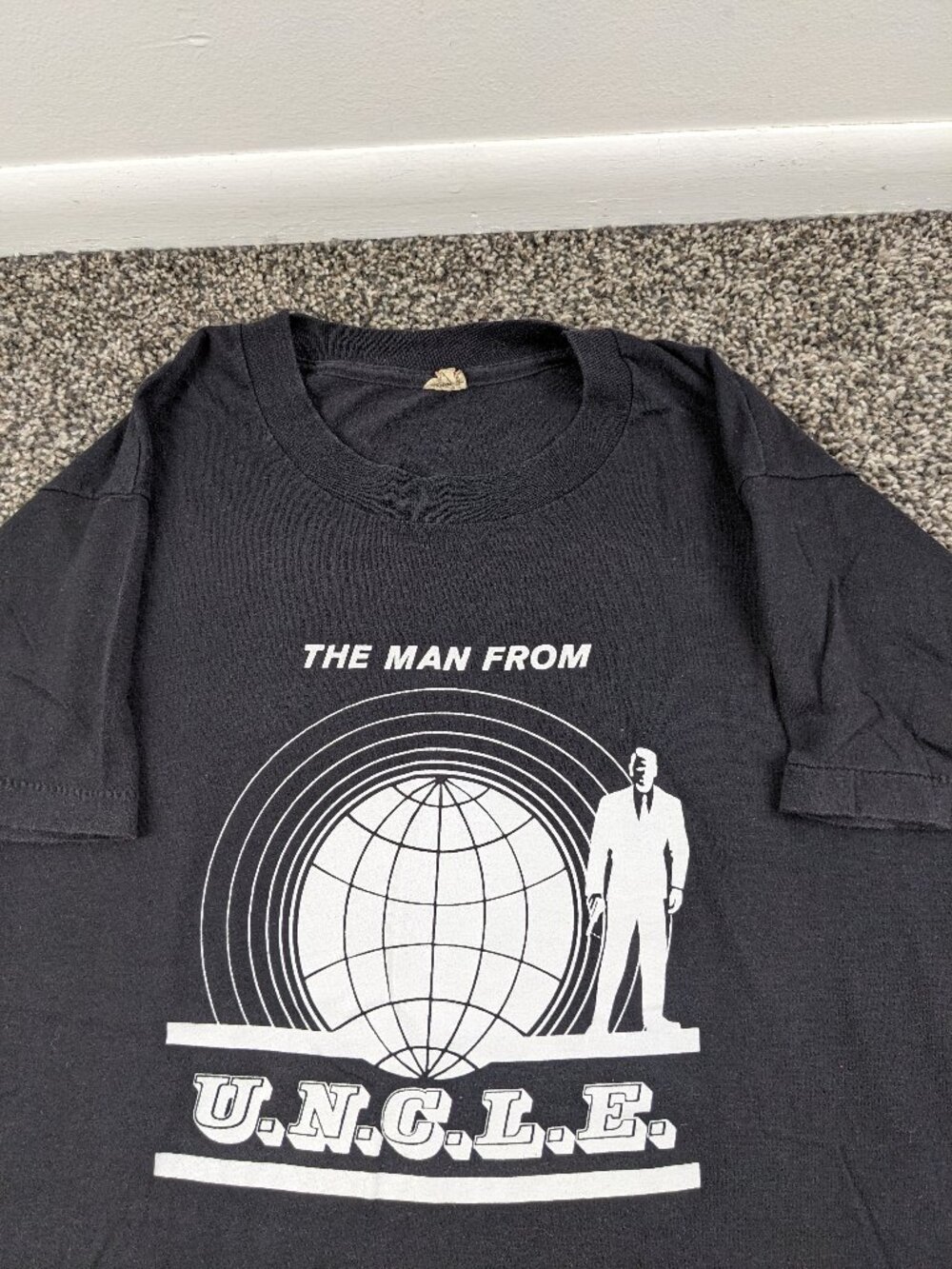 Vintage 80s The Man From UNCLE T-Shirt Screen Stars Mens Large (Fits Medium)